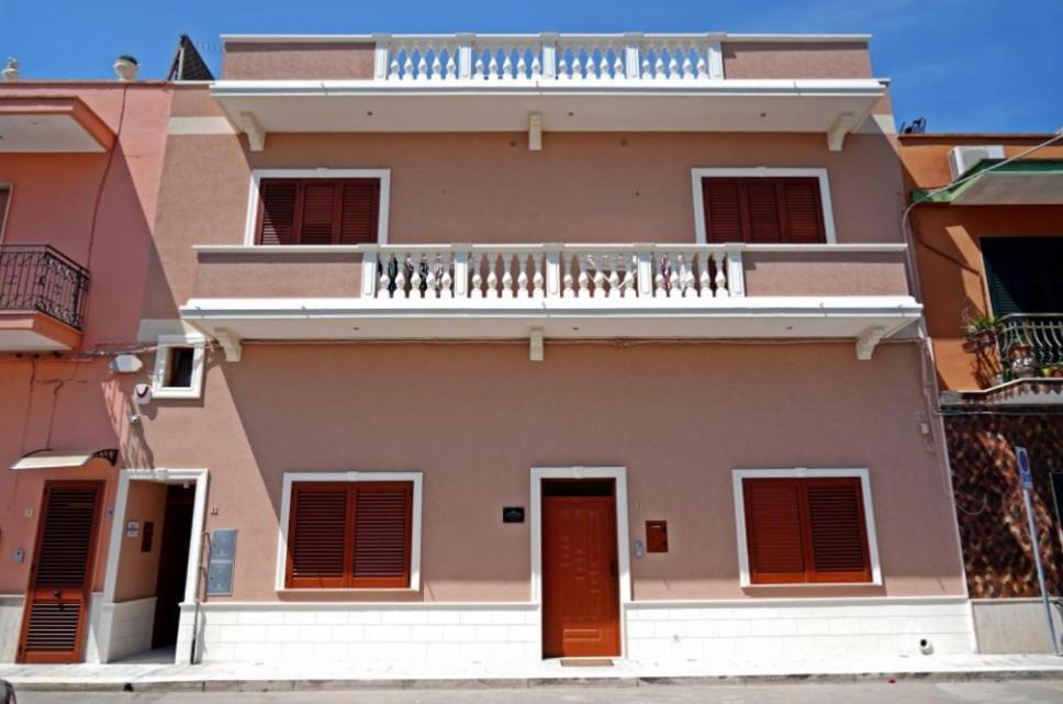 Double Room,1549487617:JPEG