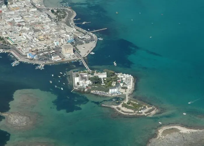 Isola Lo ScoglioAlbergo